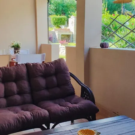 Bouganville Palaiokastritsa