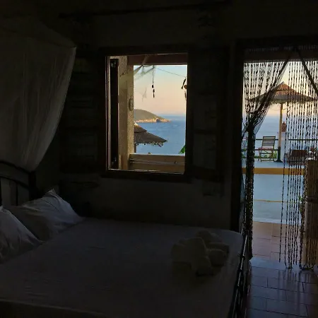 Bouganville Palaiokastritsa